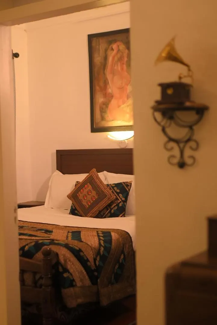 Bed & Breakfast Scarlet'S Cottage & Tea Garden Kochi